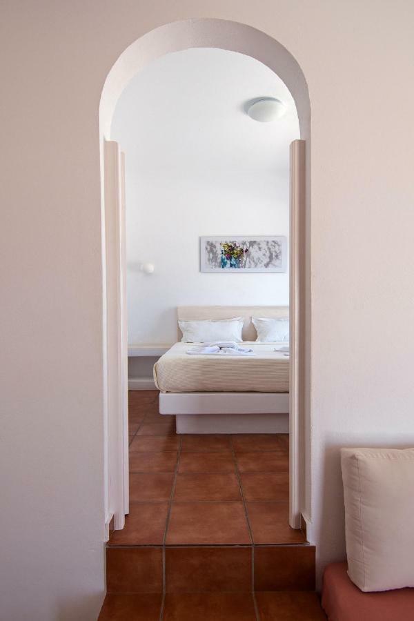 Aegeo Hotel Folegandros Town Экстерьер фото